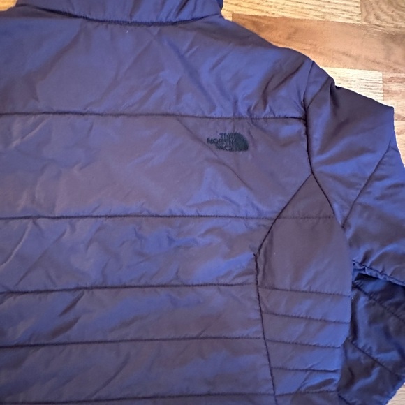 North Face Women’s Harway Puprle Quilted Jacket - Picture 7 of 9